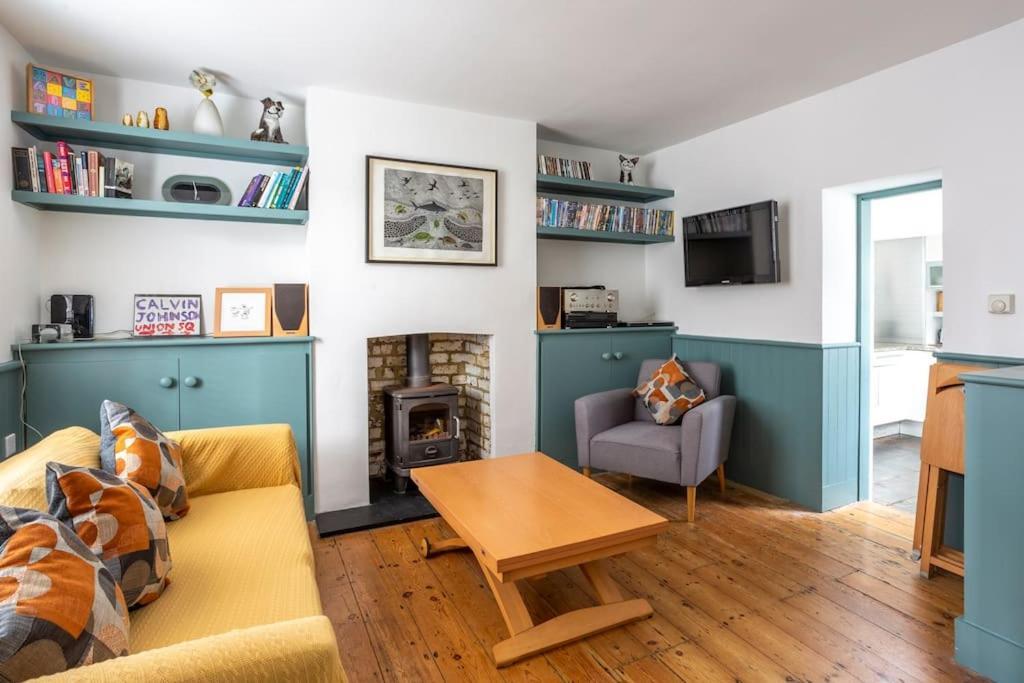 Old Anchor Cottage, Broadstairs. Holiday home *